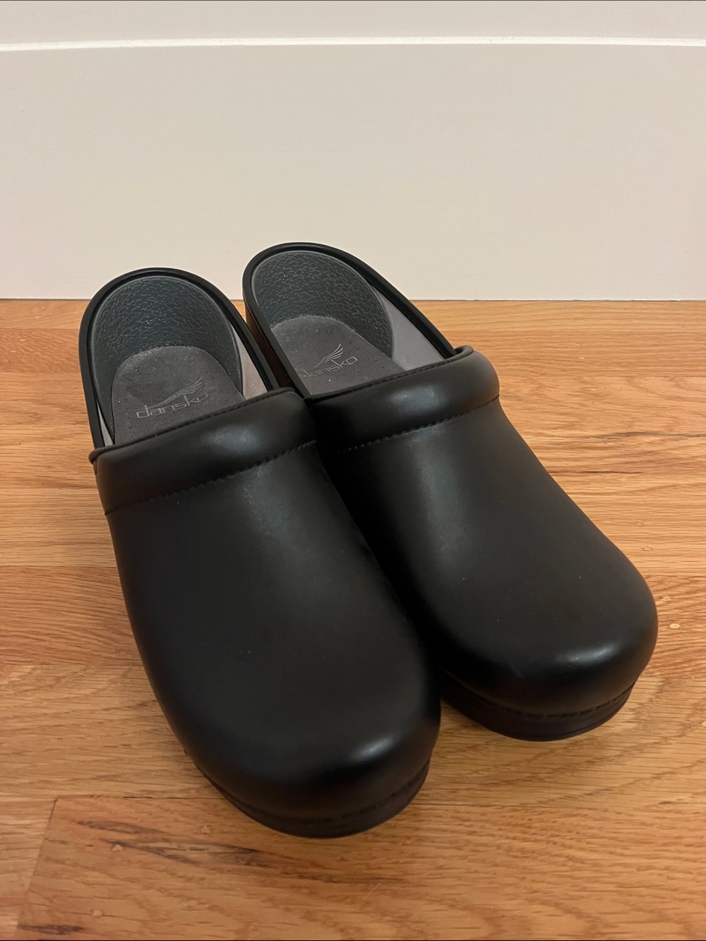 Dansko Leather Professional Clogs Black, 37